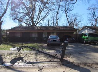 3325 Red Bud Ln, Shreveport, LA 71108