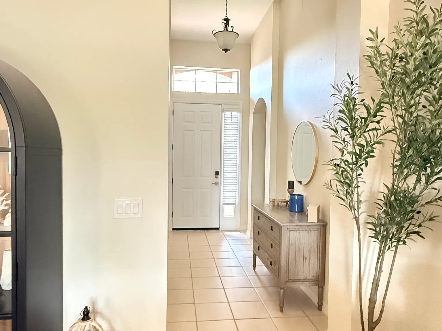 3 bed, 1810 sqft, $2,850 — Photo 3