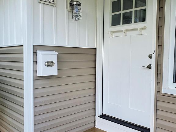 3rd image of 2306 Yorktowne Blvd