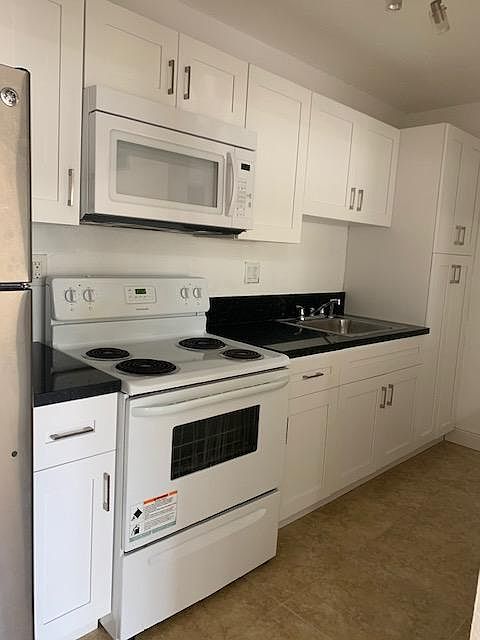 1st image of 4594 NW 79th Ave APT 1A