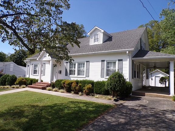 3rd image of 408 W Main St