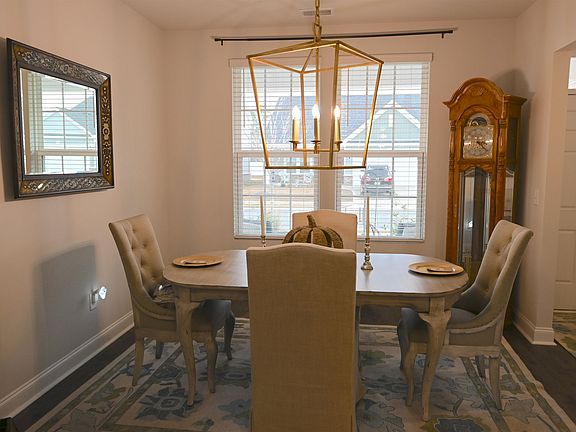 3rd image of 2464 Campton Loop