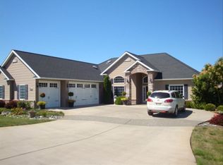 935 Tamarack Dr, Lewiston, ID 83501