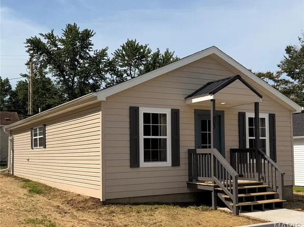 603 Court St, Bloomfield, MO 63825