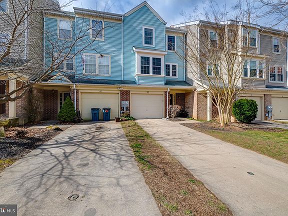 2nd image of 20 Tattersaul Ct