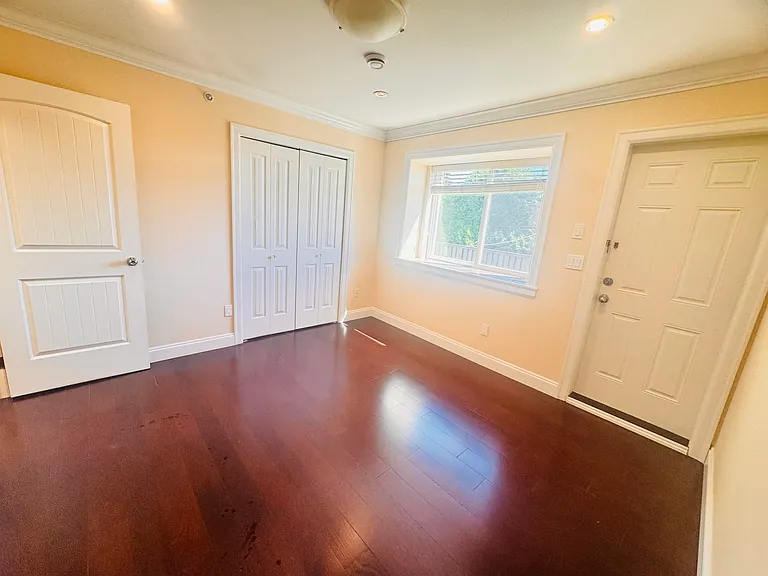 722 W 68th Ave — Photo 5