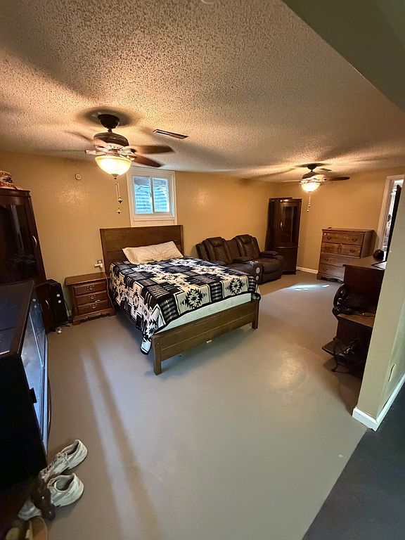 1207 Kingsbury Rd - Property Image