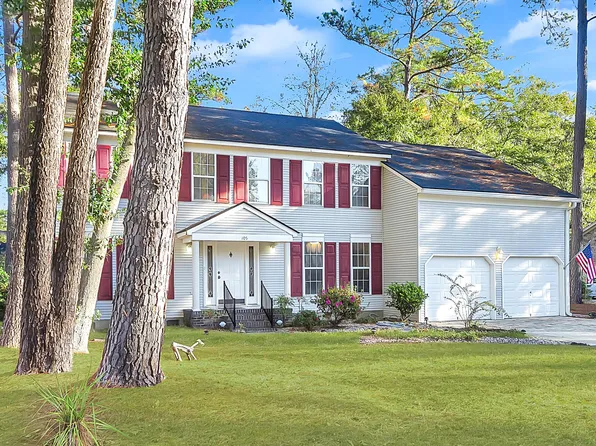 105 Queensbury Cir, Goose Creek, SC 29445