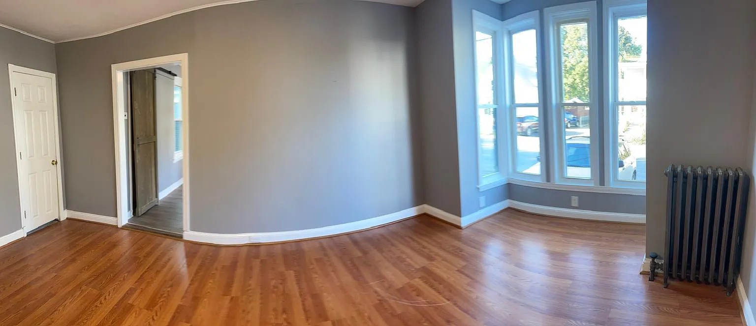 110 Broad St — Photo 1