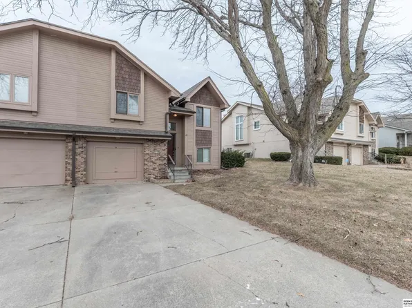 3374 S 133rd St, Omaha, NE 68144