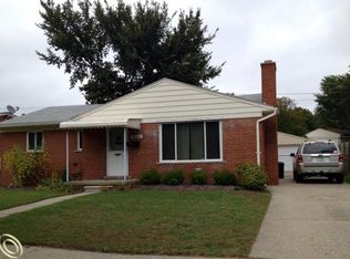 8850 Farmington Rd, Livonia, MI 48150