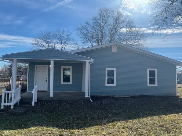 1101 Maple St, Connersville, IN 47331