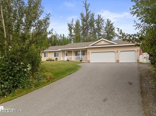 231 S Vickie Cir, Wasilla, AK 99654
