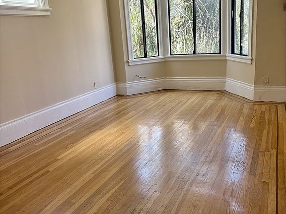 3rd image of 1385 Pine St