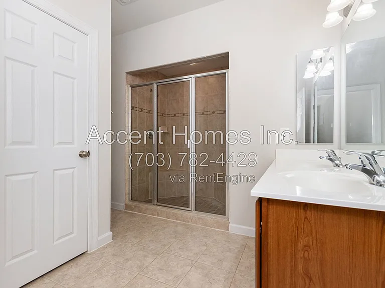 5675 Harrington Falls Ln #G — Photo 22