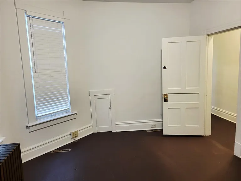 438 S Maple Ave — Photo 13