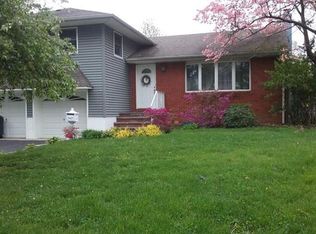 44 Elizabeth St, Oradell, NJ 07649