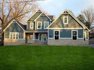 900 Grupp Rd, Saint Louis, MO 63131