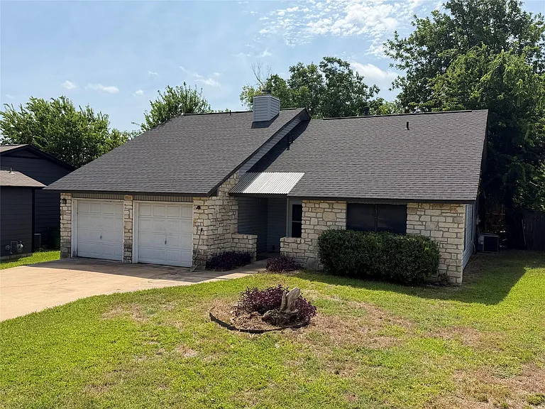 1503 Windsong Trl — Photo 2