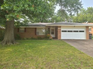 109 Forrest Park Rd, Bartlesville, OK 74003