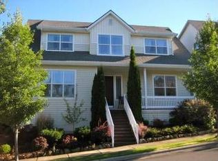 10975 SW Washington St, Portland, OR 97225