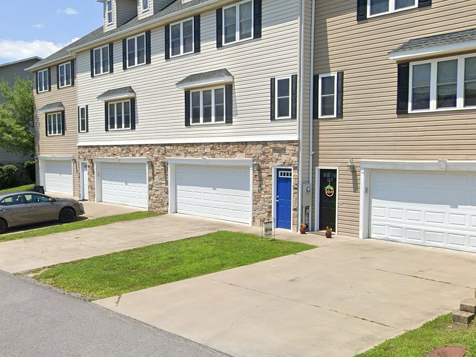 1st image of 125 Stanley St #A