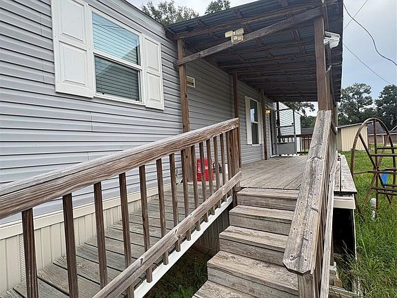 3rd image of 23767 Roberts Rd