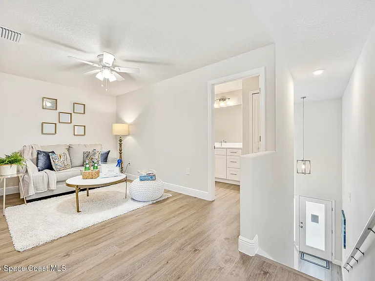 198 Hidden Woods Pl — Photo 16
