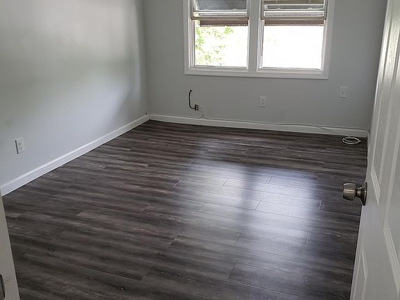 4th image of 137 Barnard Ave