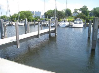 1200 Lakeshore Dr #9, Muskegon, MI 49441