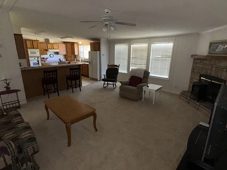 198 County Road 1165 — Photo 19