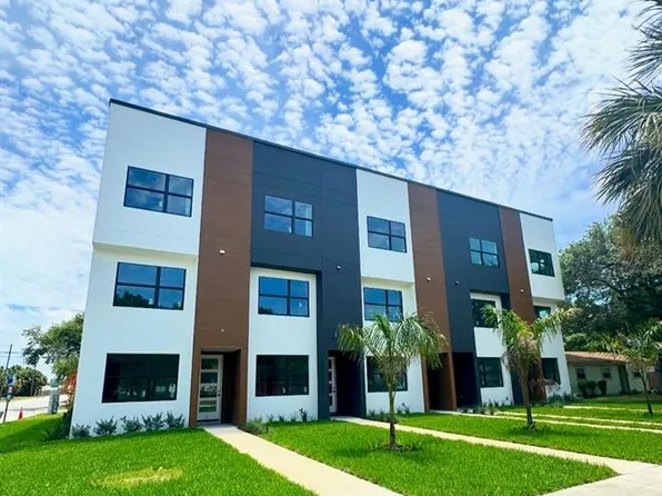375 13th St N #1, Saint Petersburg, FL 33705