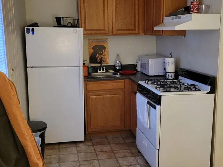 117 Locust St #2 — Photo 15