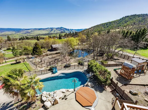 1495 Tolman Creek Rd, Ashland, OR 97520