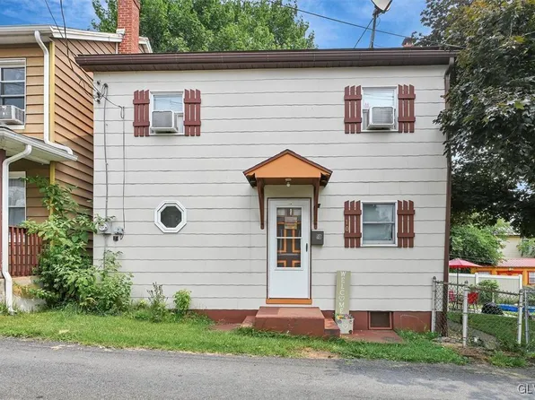 10 Columbia Ave, Cressona, PA 17929