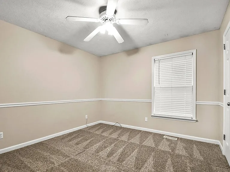 3416 Clearwater Dr — Photo 16
