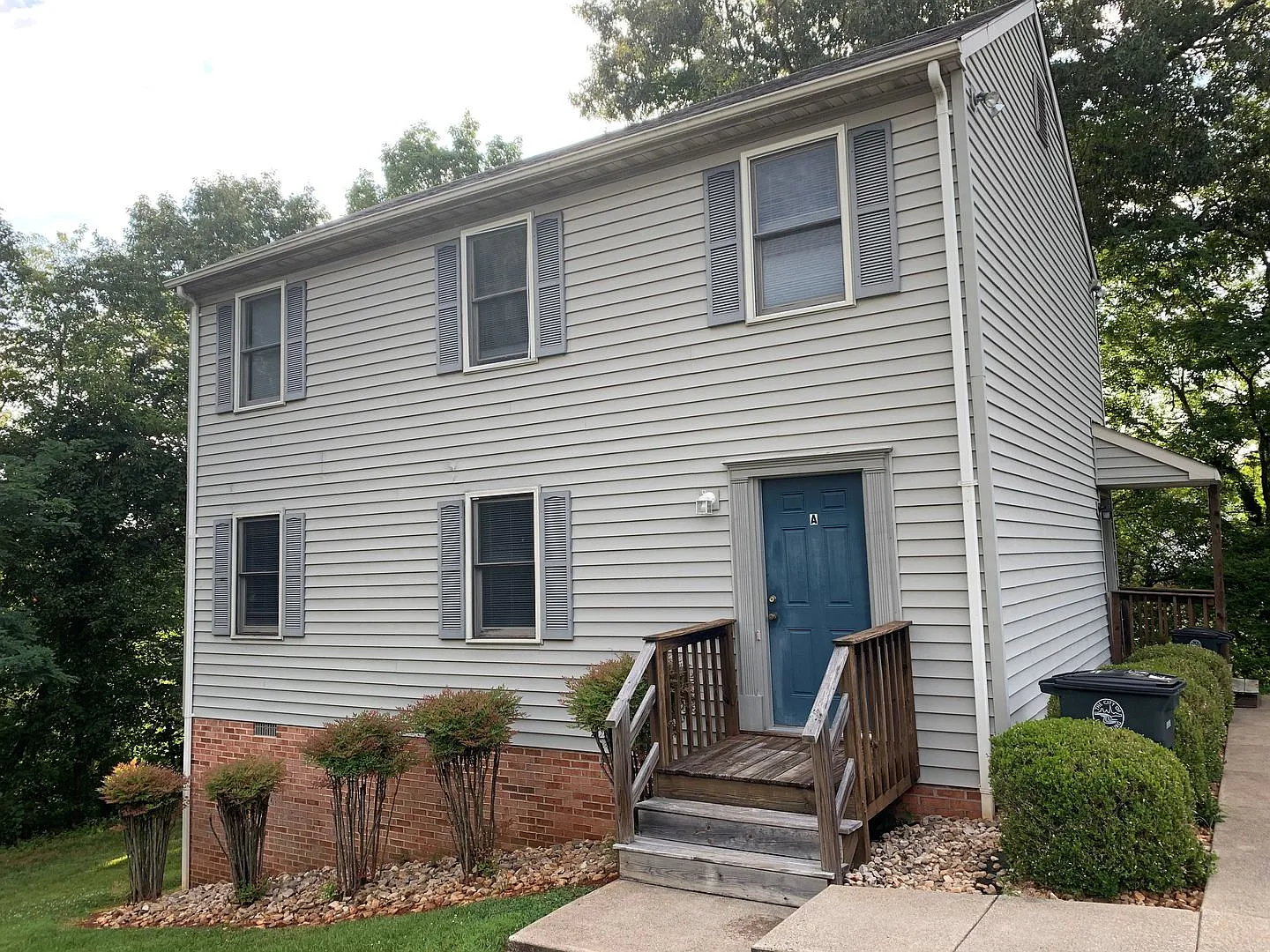 5822 - 5824 Raiford Circle — Photo 1