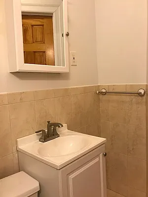 Rented by Beekman Street Realty | media 33