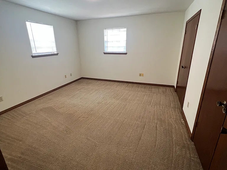 305 W Esplanade Ave #A — Photo 21