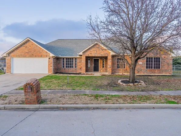 820 Oakbrook Dr, Wylie, TX 75098