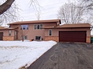 1978 Shale Ln, Eagan, MN 55122