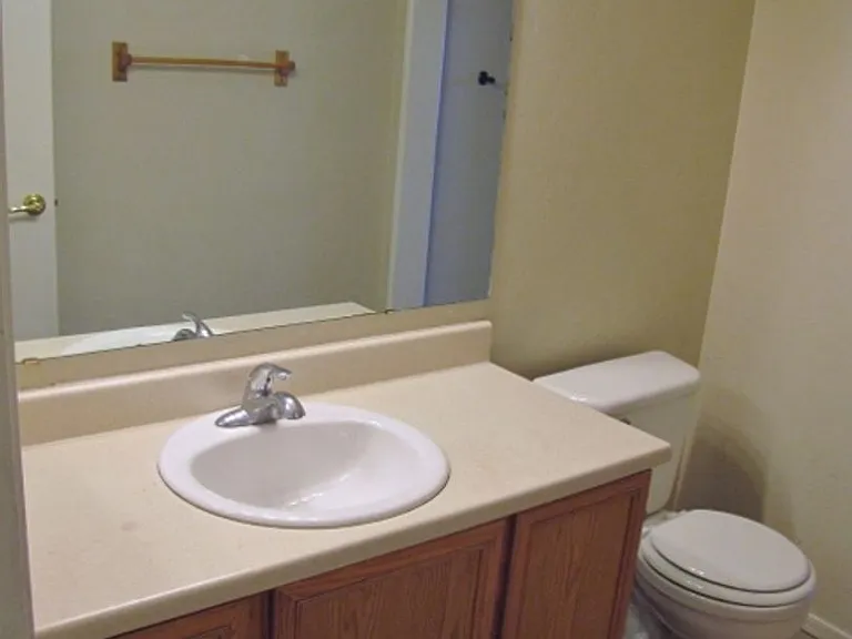 3054 Copper Pointe Dr — Photo 17