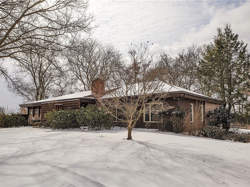 1st image of 4526 Evergreen Dr