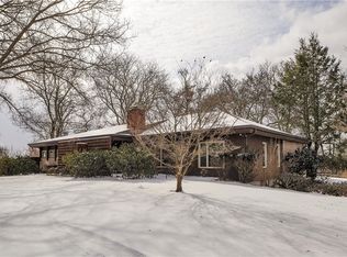 4526 Evergreen Dr, Jeannette, PA