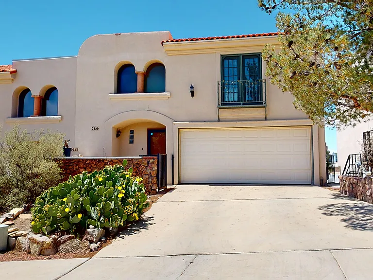 6256 Escondido Dr — Photo 32