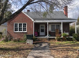 904 Mitchell St, Kinston, NC 28501