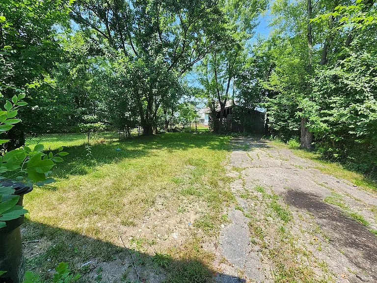 12905 Watterson Ave — Photo 12