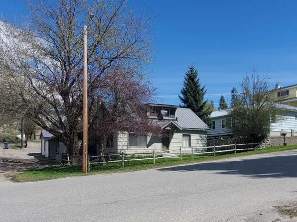 206 E Delaware Ave, Republic, WA 99166