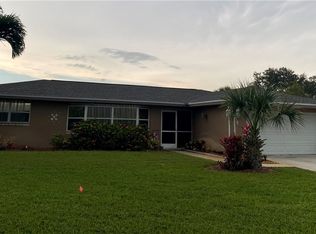 1685 N Hermitage Rd, Fort Myers, FL 33919