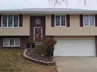 2806 Homeland Pl, Lincoln, NE 68521